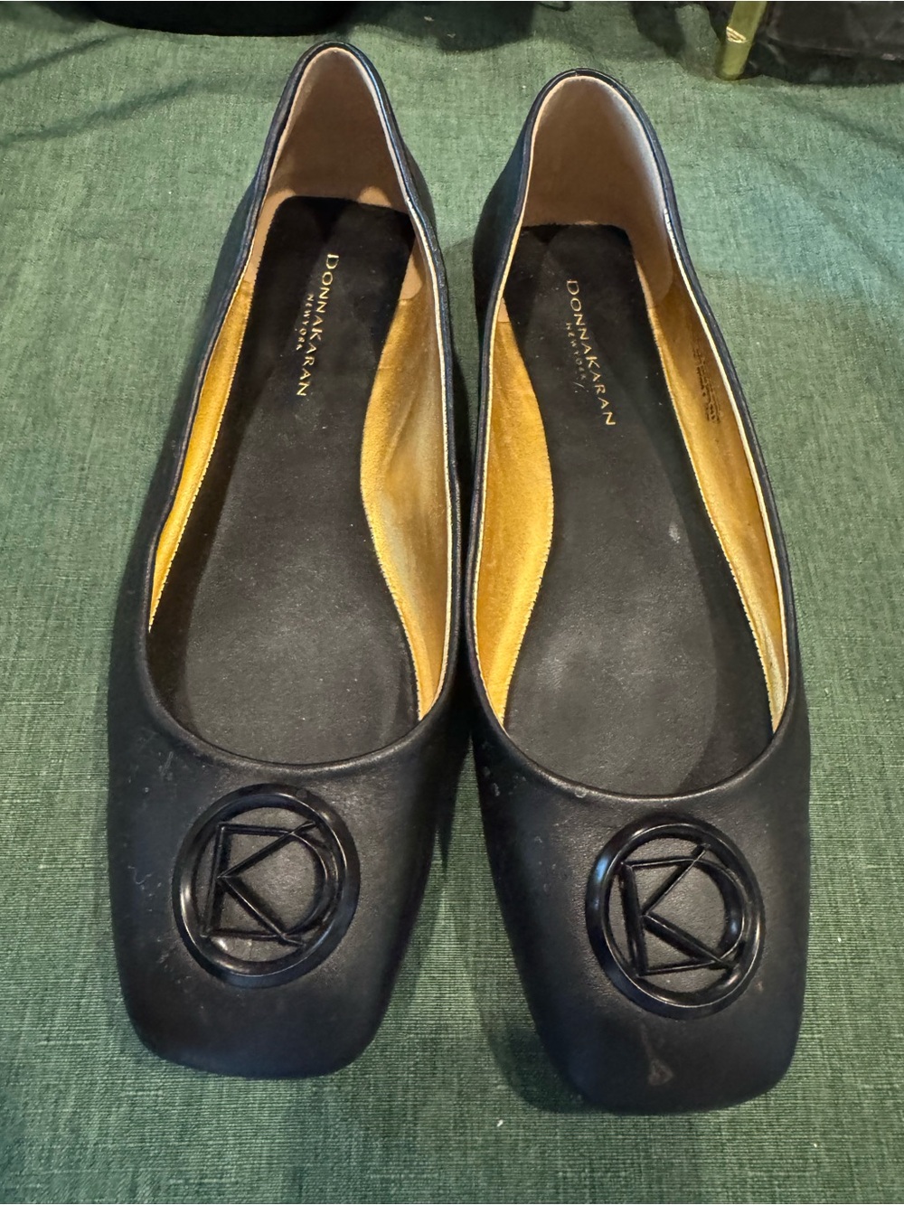 Donna Karan Black Leather Logo-Emblem Ballet Flats